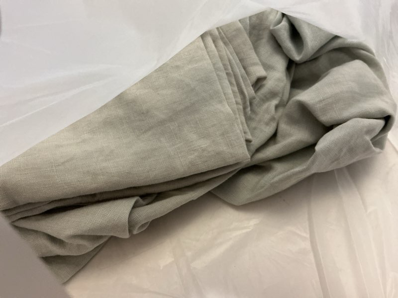 Condition photo showing Good Condition for european linen fitted sheet set, queen, mist