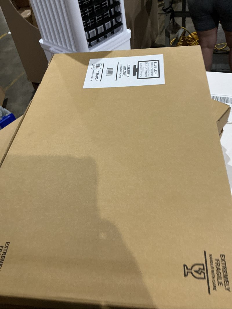 Condition photo showing Good Condition for eyes pc blue light screen protector panel universal for 26, 27, 28 inch diagonal led monitor (w 24.8