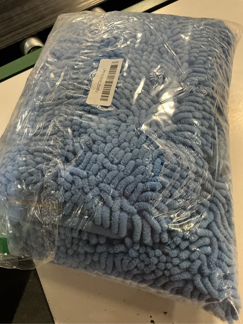 Condition photo showing Good Condition for olanly bathroom rugs 30x20, extra soft absorbent chenille bath rugs, rubber backing quick dry, machine washable bath mats for bathroom floor, tub and shower, home decor accessories, cornflower blue 30" x 20" cornflower blue