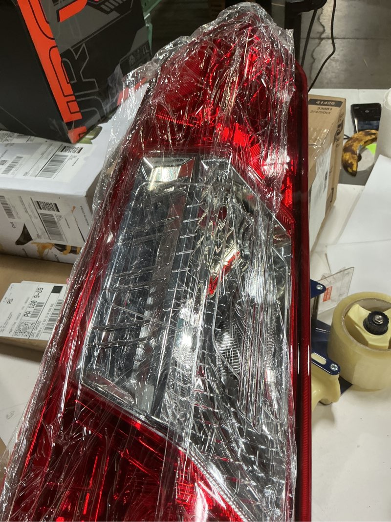 Condition photo showing Good Condition for Dasbecan Rear Left Side Tail Light Assembly Compatible with Ford Transit F150 250 350HD 2015-2020 Led Taillamp Replaces OE# CK4Z13405G CK4Z-13405-G CK4Z-13405-F CK4Z-13404-C Halogen Back Light