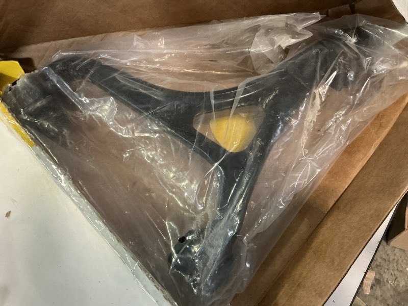 Condition photo showing Good Condition for moog rk622163 suspension control arm and ball joint assembly front left lower