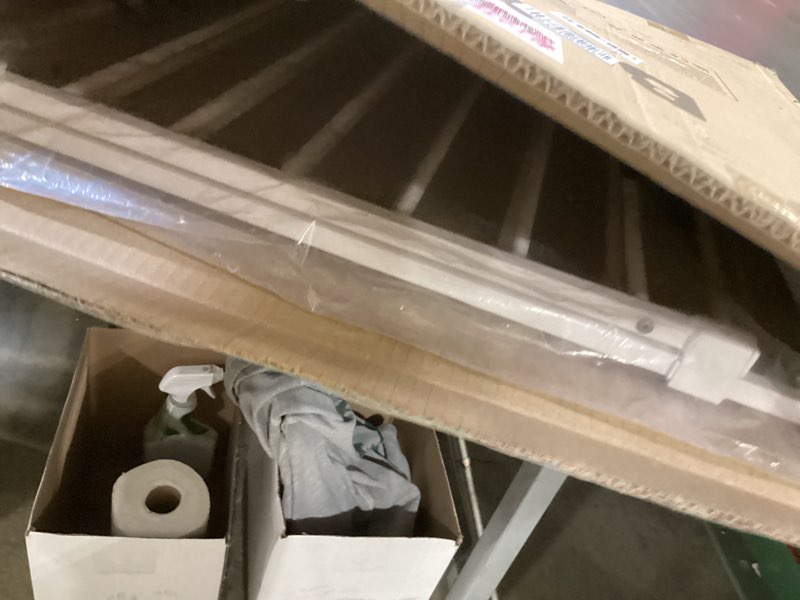 Condition photo showing Good Condition for babelio removable & no bottom bar baby gate, 29-43" hardware mounted (drill needed)| wide walk-thru| auto-close safety dog/pet gate for stairs & doorways (white, 29-43" w, 30" h) white 29-43" w, 30" h