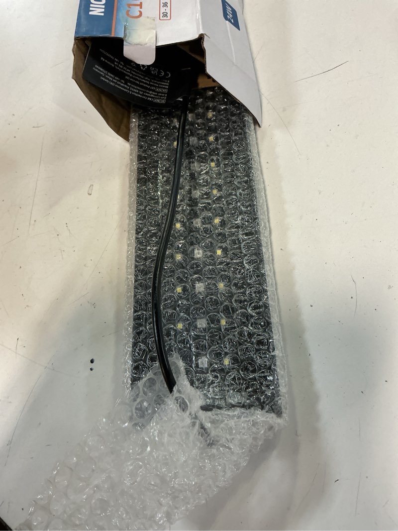 Condition photo showing Good Condition for nicrew c10 24/7 led aquarium light for plants, 30-36 inches, full spectrum fish tank light with timer, brightness adjustable 30 - 36 in