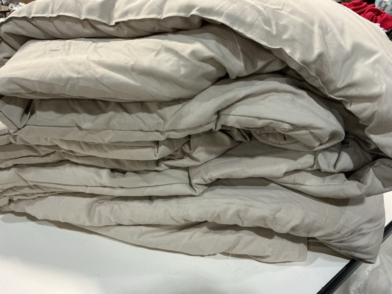 Condition photo showing Good Condition for weigelia king size comforter set 1 pieces oatmeal comforter set king bed in a bag soft fluffy bedding comforter with sheets, pillow shams and pillowcases for all season king oatmeal