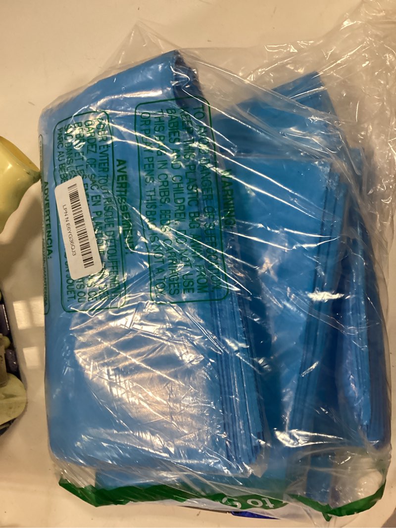 Condition photo showing Good Condition for retail plastic merchandise bags, die cut handles, strong, tear resistent, different sizes and colors. perfect for retail stores, parties or any events. packs 100/200/500 (200, blue, 15x18) 15x18" blue 200