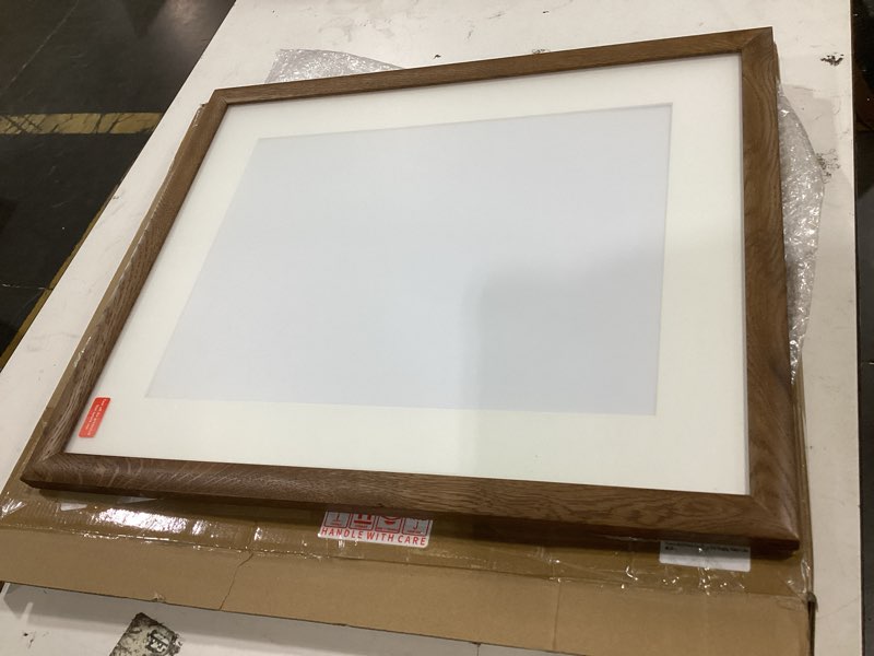 Condition photo showing Good Condition for 16x20 solid oak frame, matted for 12x16 photo, walnut color walnut color 16x20