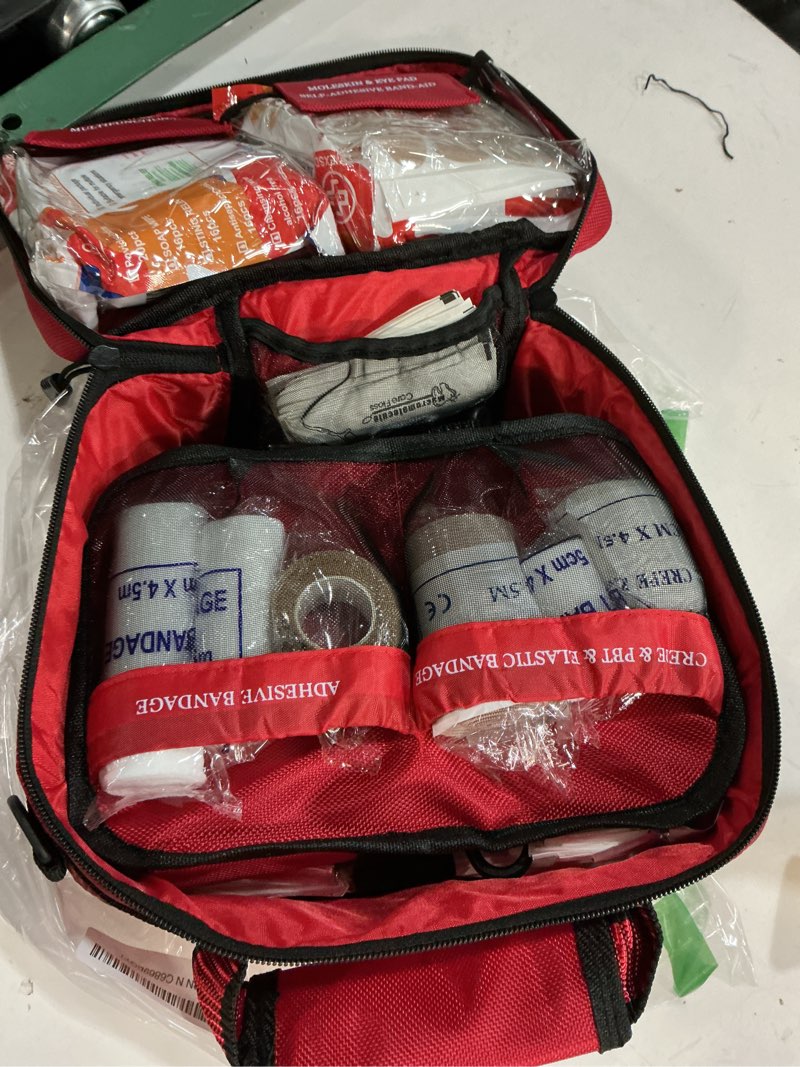 Condition photo showing Good Condition for premium 450 piece large first aid kit for home, travel, camping, car, hiking & outdoor emergencies - emergency medical kits, home & businesses medical supplies