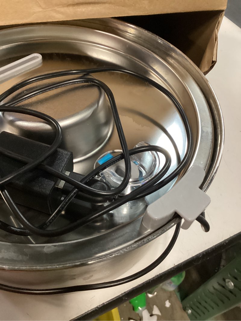 Condition photo showing New/Like New for invengo cat water fountain stainless steel, 108oz/3.2l pet fountain with large water level window, ultra quiet automatic cat water dispenser for cats and dogs, 2 flow modes, splash-proof design 108oz cat water fountain + 1 filter + 1 sponge