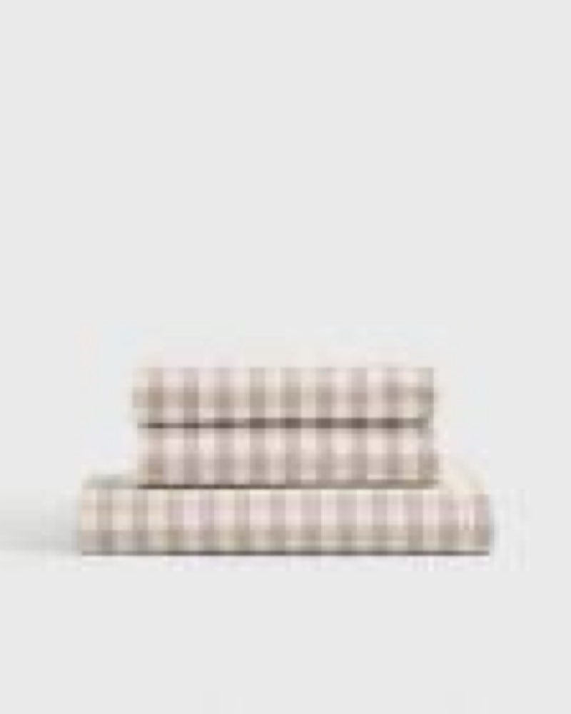 classic organic percale gingham fitted beige queen (quince)