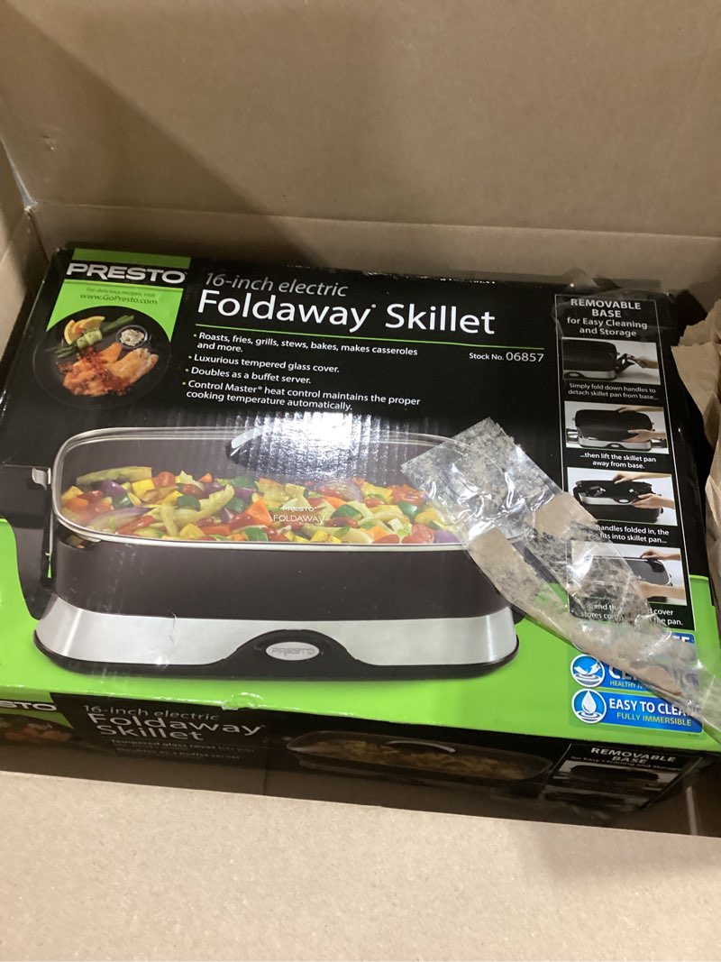 Condition photo showing Good Condition for presto 06857 16-inch electric foldaway skillet, black