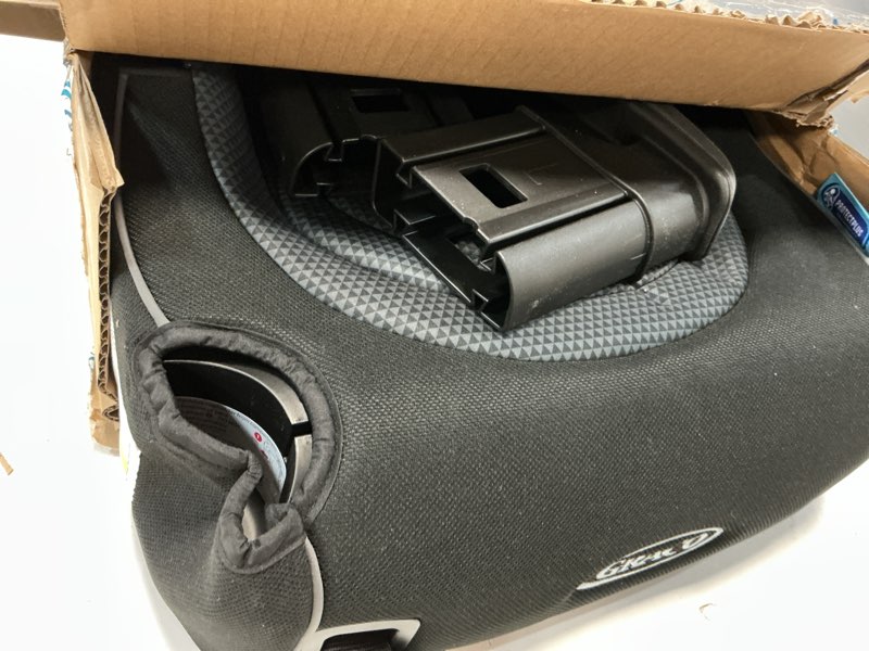 Condition photo showing Good Condition for Graco® TurboBooster® LX Backless Booster with Affix Latch | Backless Booster Seat for Big Kids Transitioning to Vehicle Seat Belt (Rio)