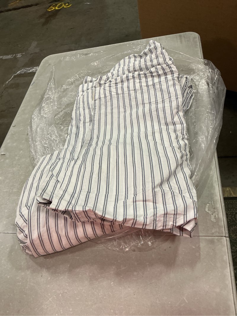 Condition photo showing Good Condition for quince organic cotton striped sheet set queen