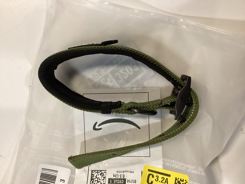 Condition photo showing Good Condition for Spark Paws Dog Raincoat, Waterproof Windproof Rain Jacket, for Small Medium Large Extra Large Dogs, Reflective Breathable Full-Body Coverage Dry Suit - Pink Lilac Purple - XL 07 - Pink Lilac Purple XL: 25-40lbs