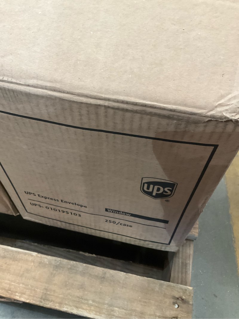 Condition photo showing Good Condition for 250 bulk box of ups express envelopes