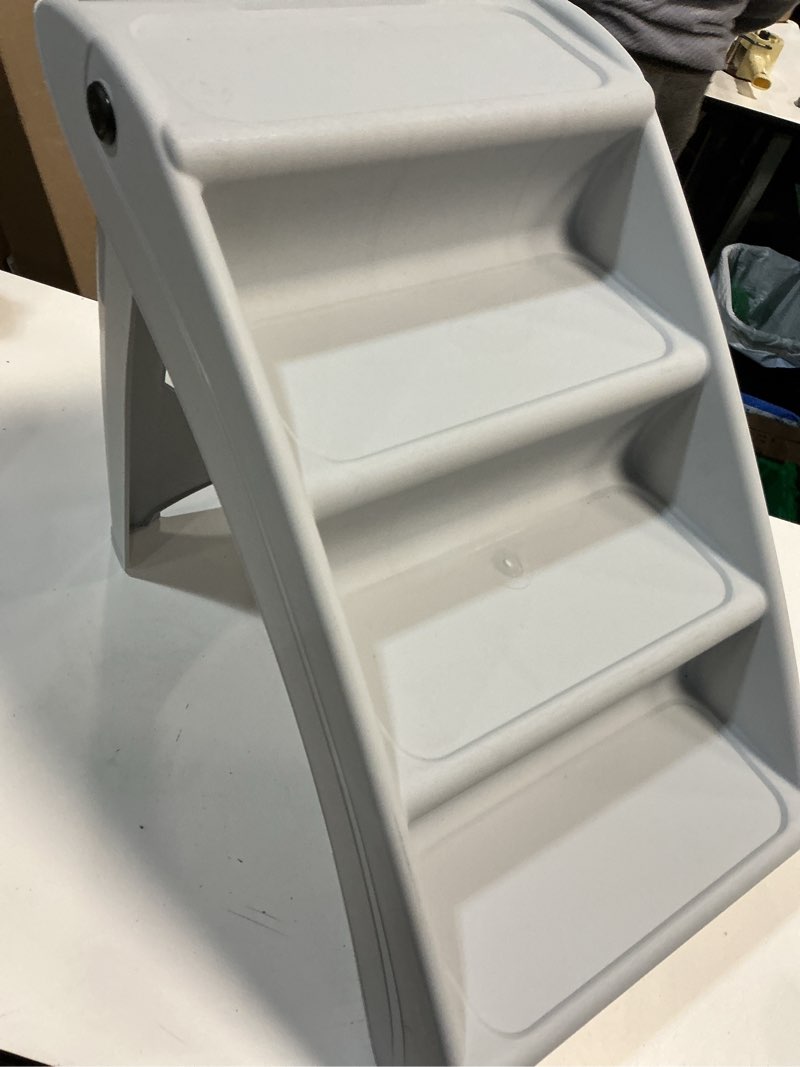 PetSafe CozyUp Folding Pet Steps - Gray (missing grip strips on stairs)