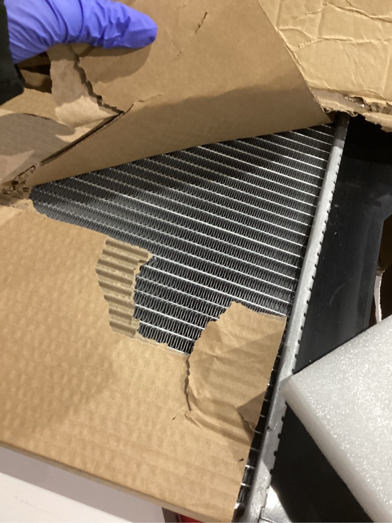 Condition photo showing Good Condition for similar item//;dna motoring oem-ra-13106 oe style aluminum cooling radiator replacement compatible with 09-10 vibe / 09-17 corolla / 09-14 matrix at, 23-5/8\" w x 14-9/16\" h x 5/8\" d, 1-3/8\" inlet, 1-3/8\" outlet