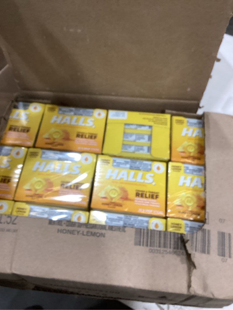 Halls 24 packs of 20 9-Drop sticks