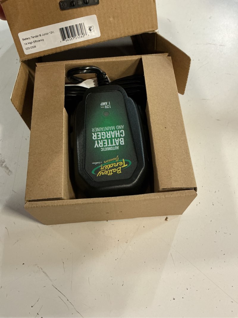 Condition photo showing Good Condition for battery tender junior 12v 800ma battery charger and maintainer