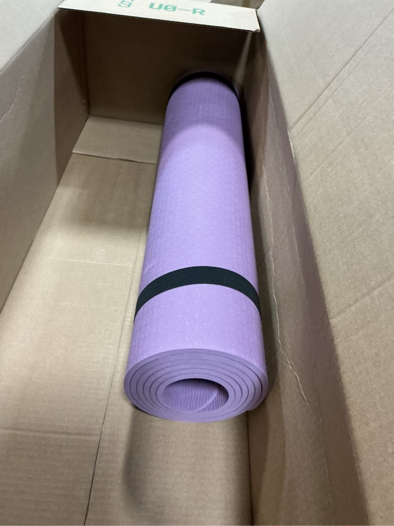 Condition photo showing Good Condition for amazon basics 1/4 inch thick tpe exercise yoga mat with carrying strap plum