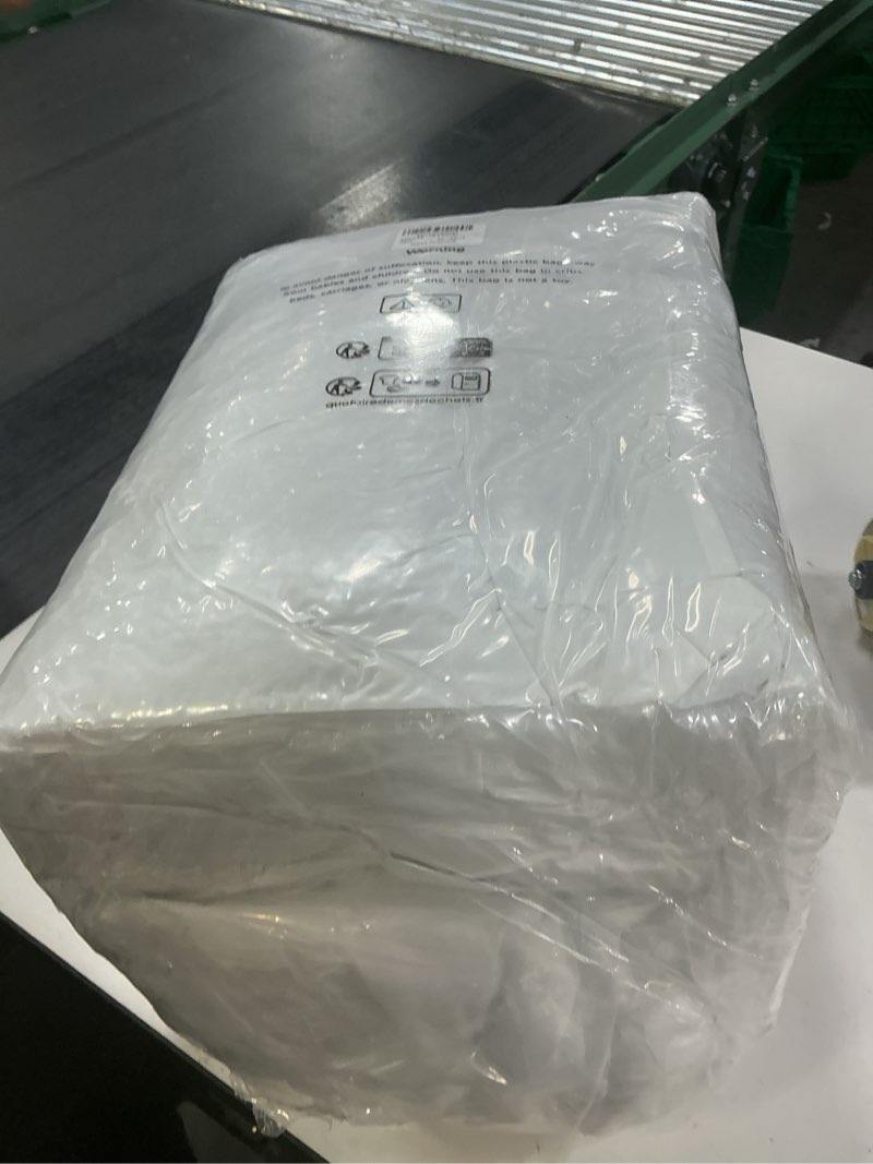 Condition photo showing New/Like New for MIULEE Pillow Inserts 22x22 (Pack of 4,White), Down Feather Throw Pillow Inserts, Premium Fluffy Stuffer Throw Pillows Cotton Fabric for Sofa Bed Couch 4 22x22 Inch