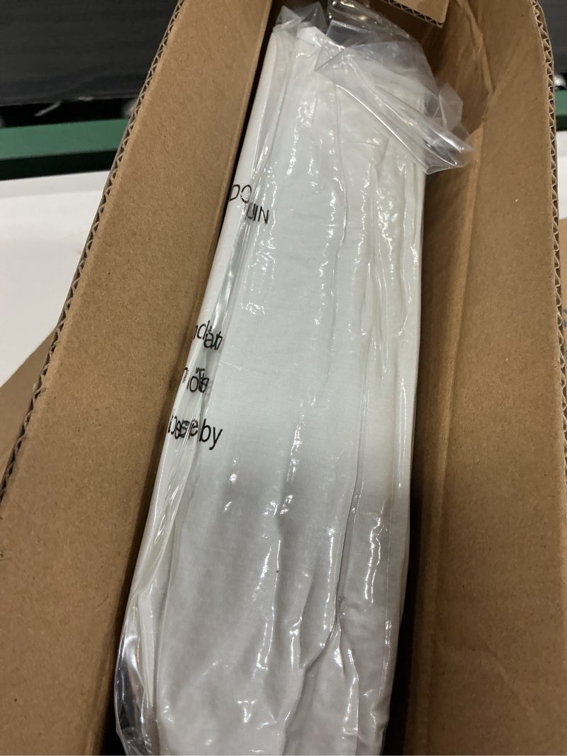 Condition photo showing New/Like New for cozylux twin size mattress pad pillow top cotton cooling mattress topper 8-21" deep pocket mattress cover quilted fitted cooling 450gsm mattress protector (39x75 inch,white) white twin