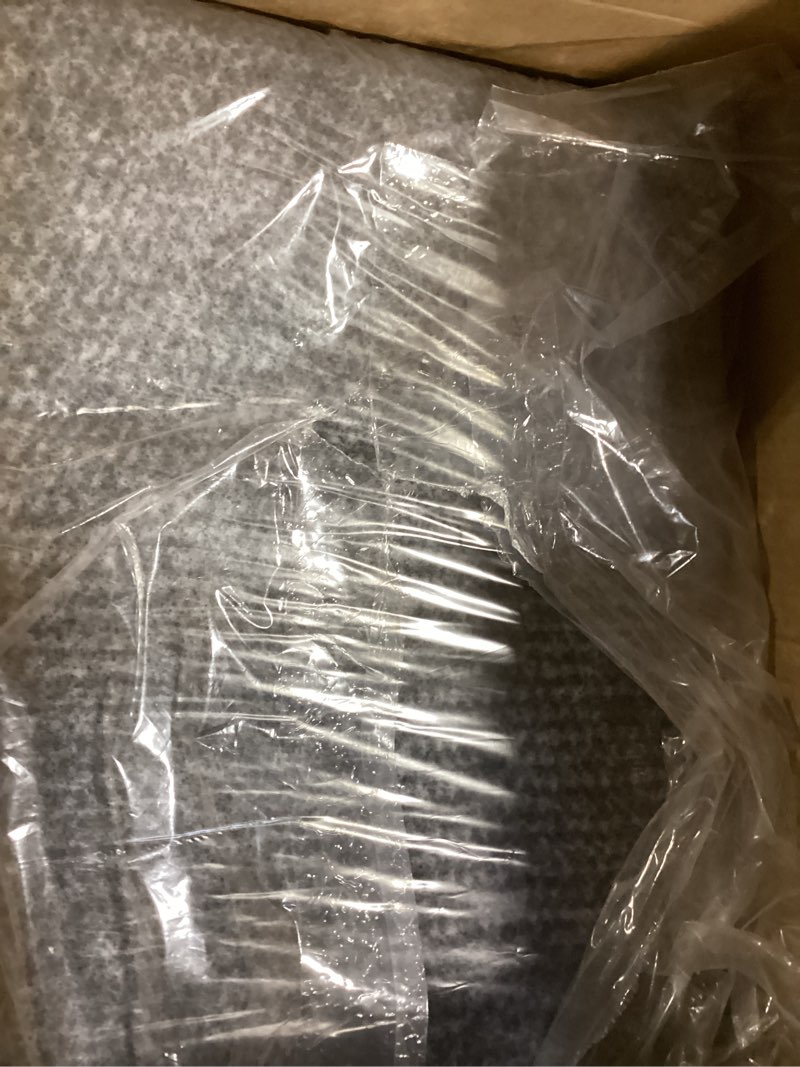 Condition photo showing Good Condition for koeckritz rugs 6'x10' - gray - indoor/outdoor carpet