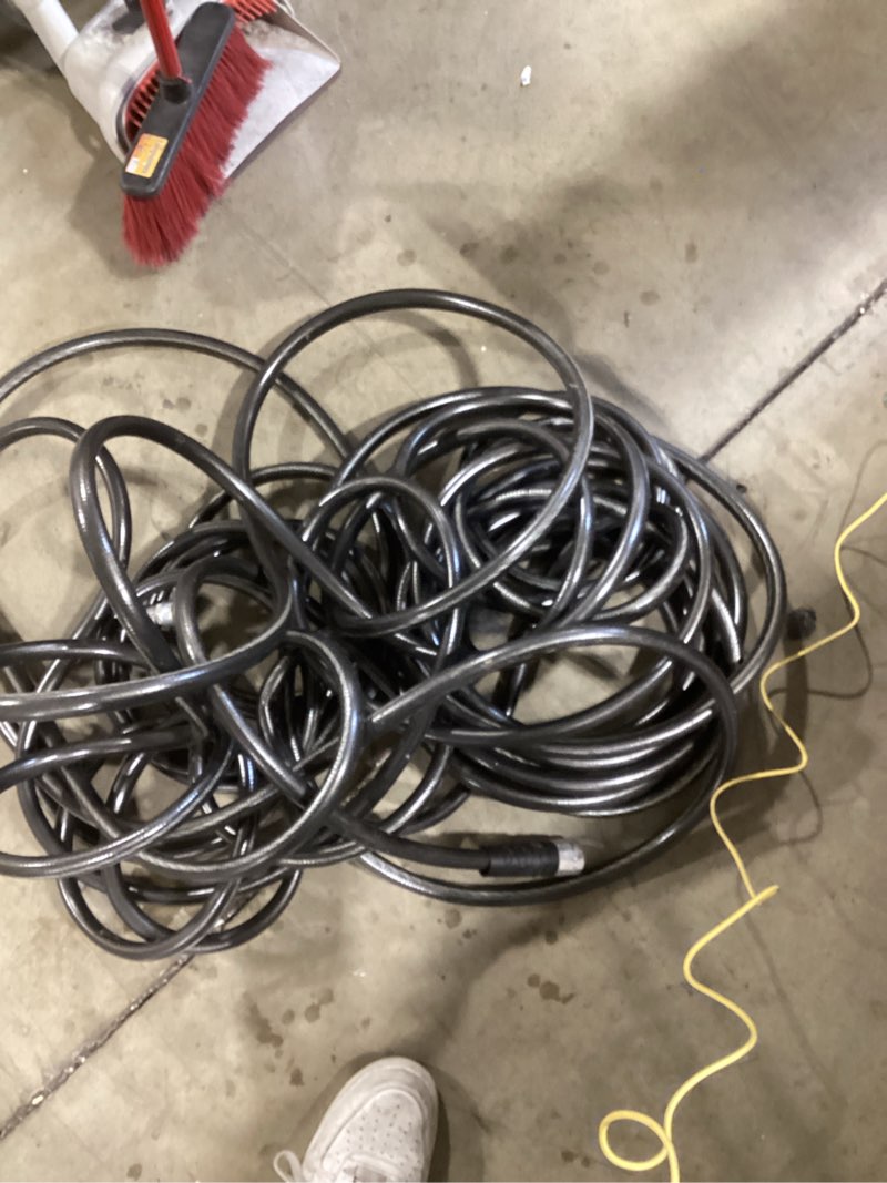 Condition photo showing Good Condition for neverkink max teknor apex 5/8-in x 100-ft contractor -duty kink free vinyl black coiled hose