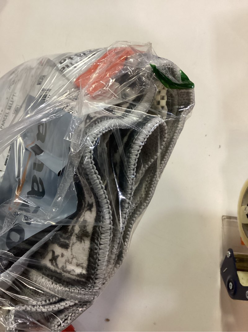 Condition photo showing New/Like New for WITSHOCK Black Boho Washable 2x10 Kitchen Runner Rug,Vintage Neutral Hallway Rugs for Entryway,Soft Distressed Floor Mat for Bedroom,Entrance,Indoor Back Door(Black,2x10) Black 2' x 10' (Runner)