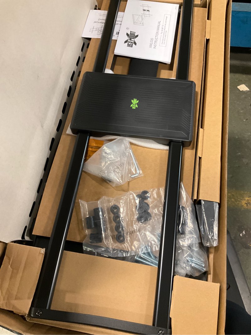 https://lotting-media.assets.bidfta.com/lotting_102da69b-cd02-4069-962c-6760a3d5151a