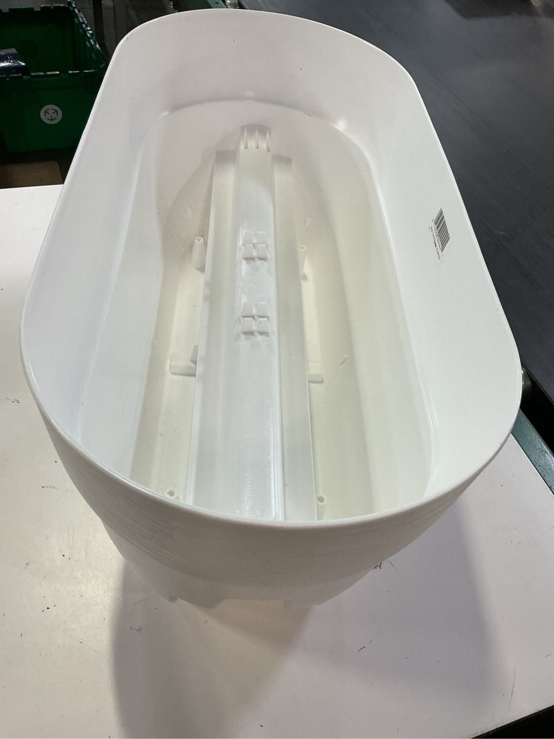 Condition photo showing Good Condition for bloomers railing planter with drainage holes – 24" – white