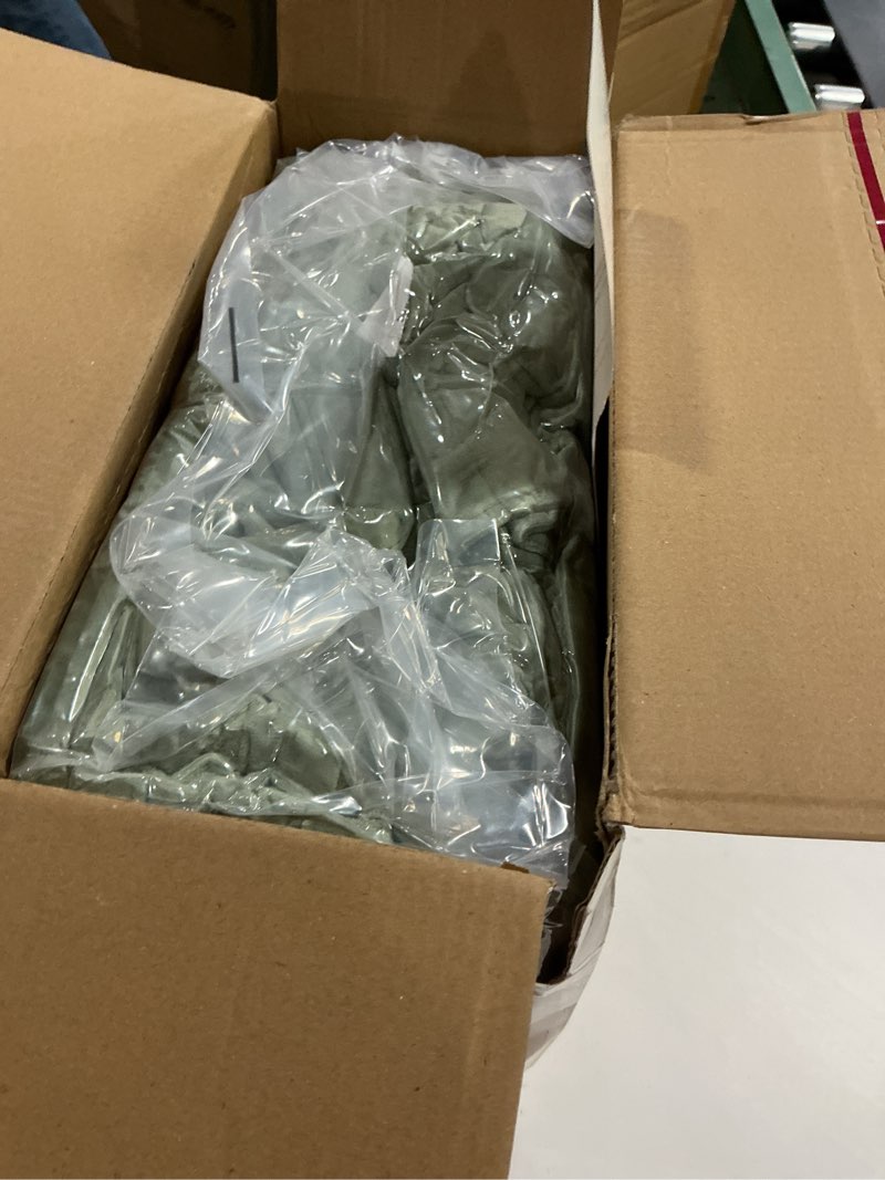 Condition photo showing New/Like New for kasentex oversized king greek velvet quilt set, 112×106", loden green | lightweight 150 gsm down-alternative fill, 220 gsm velvet, 3× softer feel, luxe sheen, 100% cotton backing, 1 quilt + 2 shams