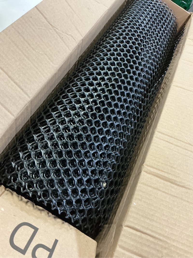 Condition photo showing Good Condition for maishi 24" x 10 ft cat balcony netting, 1/2" mesh plastic pet safety guard for patios & railings, rustproof alternative to metal wire, durable & paws-safe barrier, easy cut diy install, black
