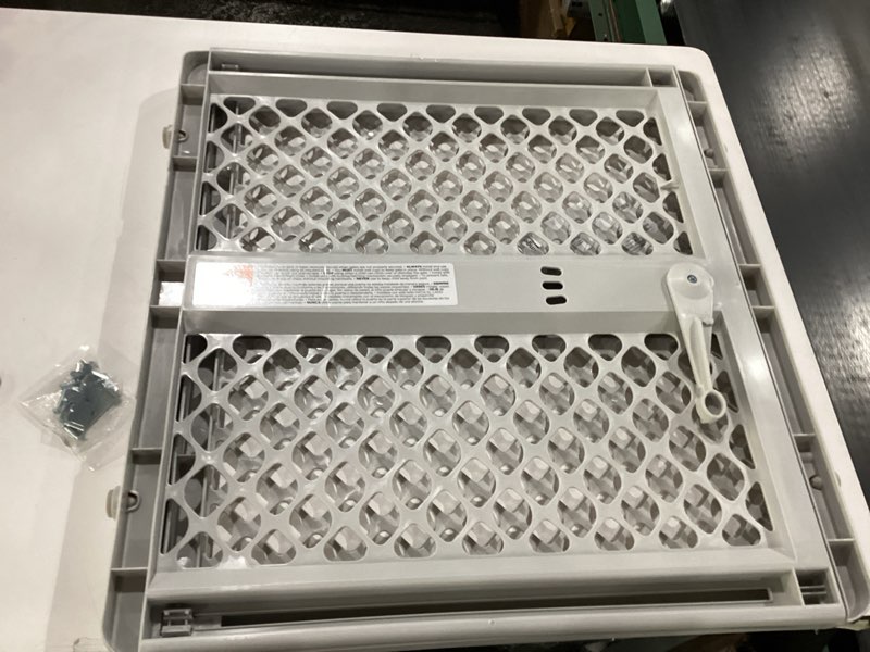 Condition photo showing Good Condition for North States 5-Way Pet Gate, Model# 8619