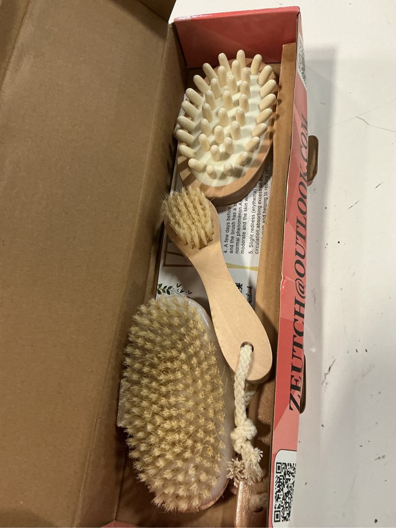 Condition photo showing Good Condition for zeutch premium dry brushing body brush set for lymphatic drainage and cellulite treatment, boar bristle long handle face cleansing brush for a glowing skin, 5 pack