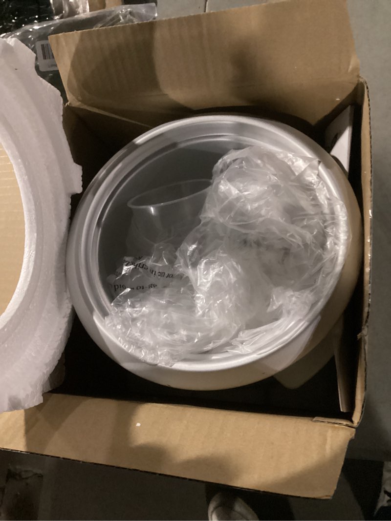 Condition photo showing As Is for Elite Gourmet ERC-003X Electric Rice Cooker with Automatic Keep Warm Makes Soups, Stews, Grains, Hot Cereals, 6 Cups Cooked (3 Cups Uncooked), White