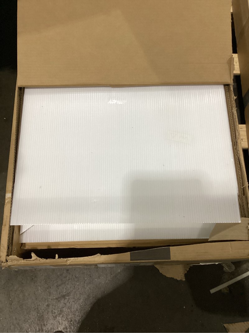 Condition photo showing Good Condition for gaomon greenhouses, large walk in greenhouses for outdoors and garden planting, polycarbonate greenhouse with enhanced aluminum frame, sliding door?adjustable roof vent for winter use (white, 6*8ft) white 6*8ft