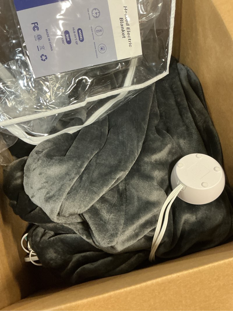 Condition photo showing Good Condition for Wapaneus Heated Blanket Electric Queen Size 84"x90"-Dual Control with 10 Heat Levels 12 Timer Settings and 8 Hours Auto-Shut Off,Fast-Heating Electric Blanket,ETL Listed Machine Washable,Dark Grey Dark Grey 84*90in