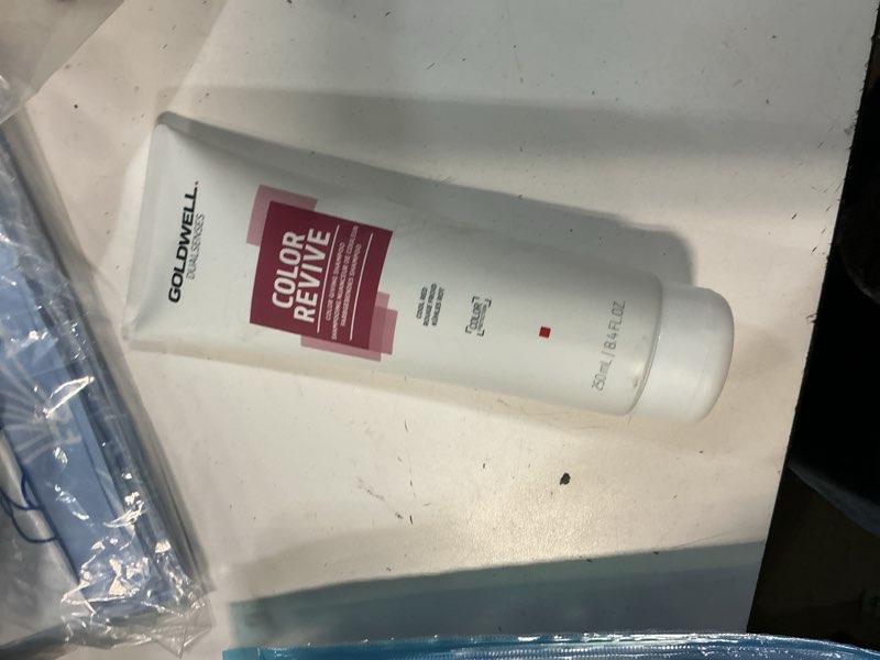 Condition photo showing New/Like New for dualsenses color revive color giving shampoo cool red