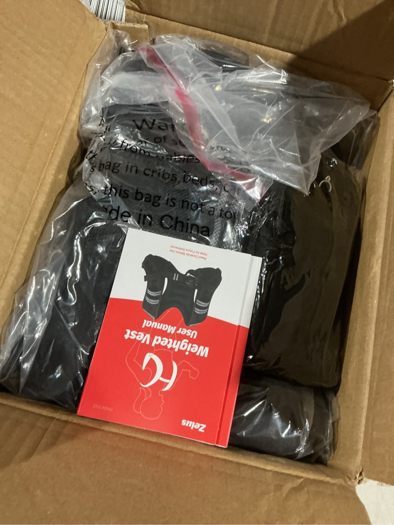 Condition photo showing Good Condition for ZELUS Weighted Vest, 6lb/8lb/12lb/16lb/20lb/25lb/30lb Weight Vest with Reflective Stripe for Workout, Strength Training, Running, Fitness, Muscle Building, Weight Loss, Weightlifting 12lb Black