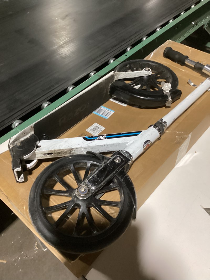 Razor A6 Kick Scooter - White