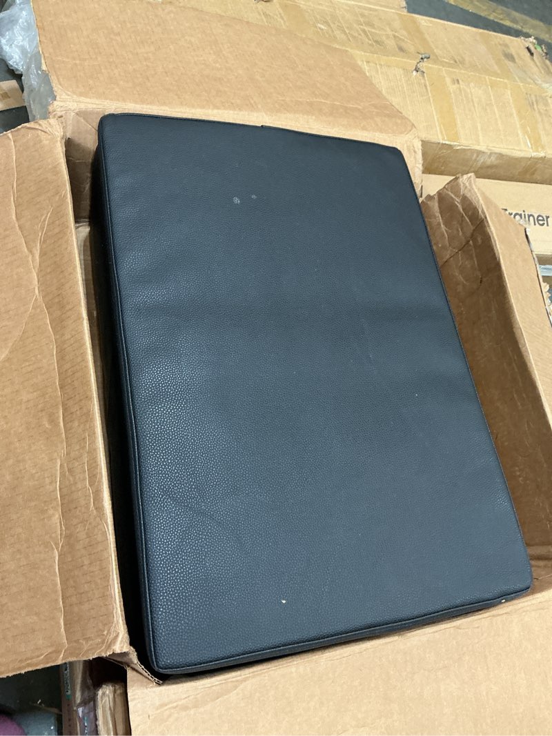 Condition photo showing New/Like New for seat box