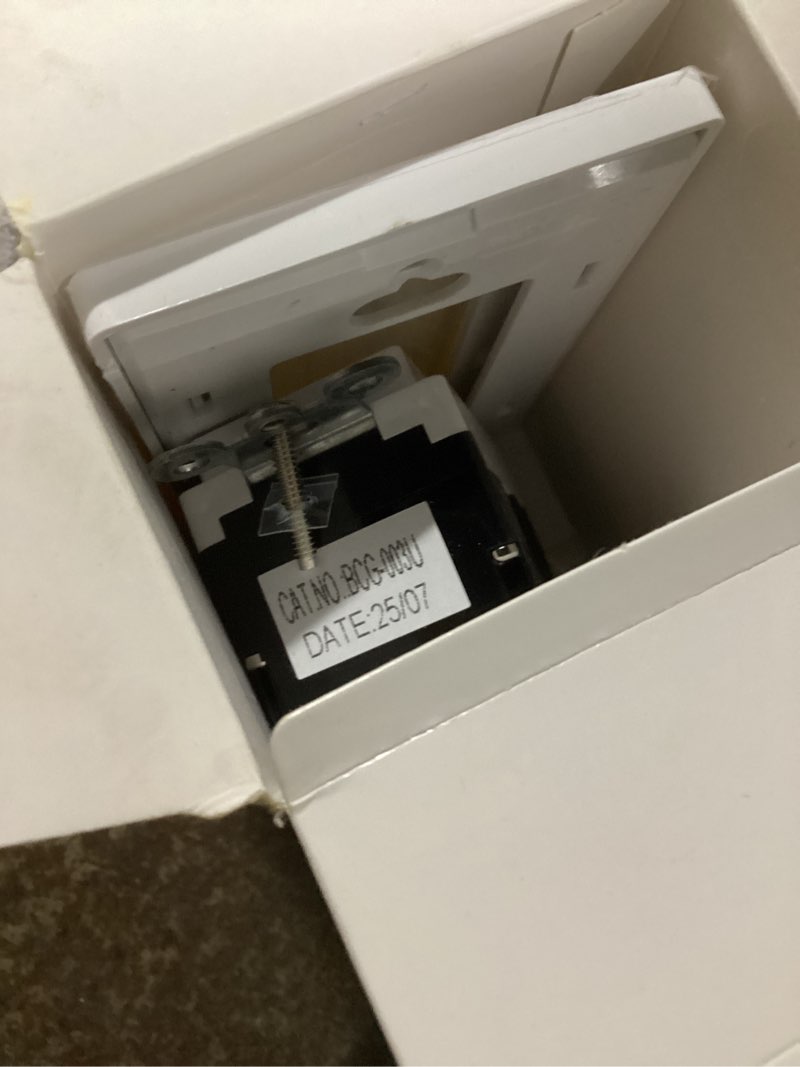 Condition photo showing Good Condition for suraielec 15 amp gfci outlet with usb-c & usb-a ports, gfci combo usb outlet, 5v/4.8a total output, tamper-resistant receptacle with usb ports, screwless wall plate, etl listed, white, 1-pack 15 amp 1