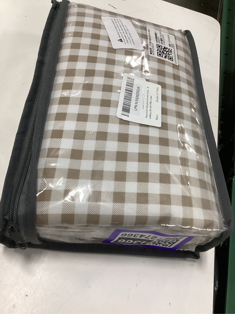 Condition photo showing New/Like New for nayoroom gingham duvet cover queen size brown tan plaid checkered comforter cover 3 pieces soft lightweight washed microfiber farmhouse grid dorm bedding set with pillowcases b - tan gingham queen(no comforter)