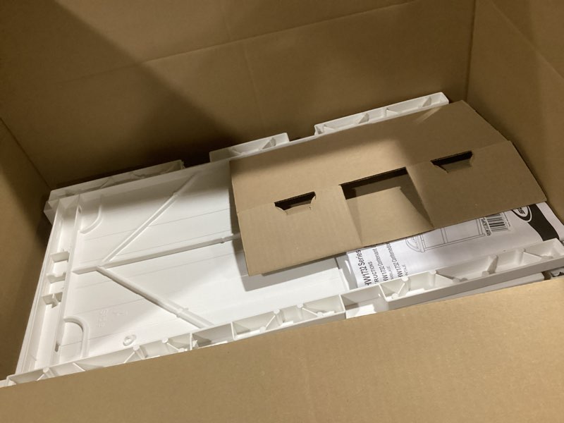 Condition photo showing Good Condition for Suncast 33 Gallon Durable Plastic Hideaway Outdoor Garbage Can Trash Bin with Lid and Wicker Design for Backyard, Deck, or Patio, White