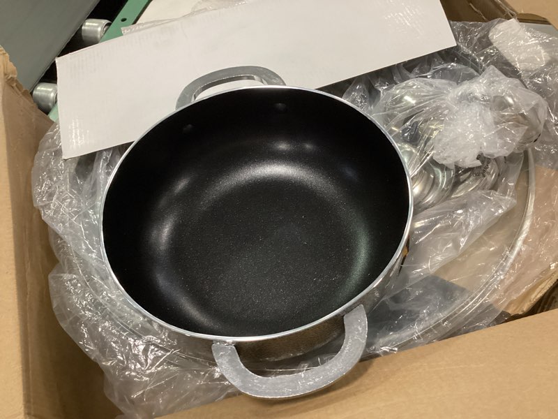 Condition photo showing Good Condition for Alpine Cuisine 8-Pc Black Nonstick Caldero Set | Durable Aluminum Pots with Glass Lids | 2, 3.5, 7, 13 Qt