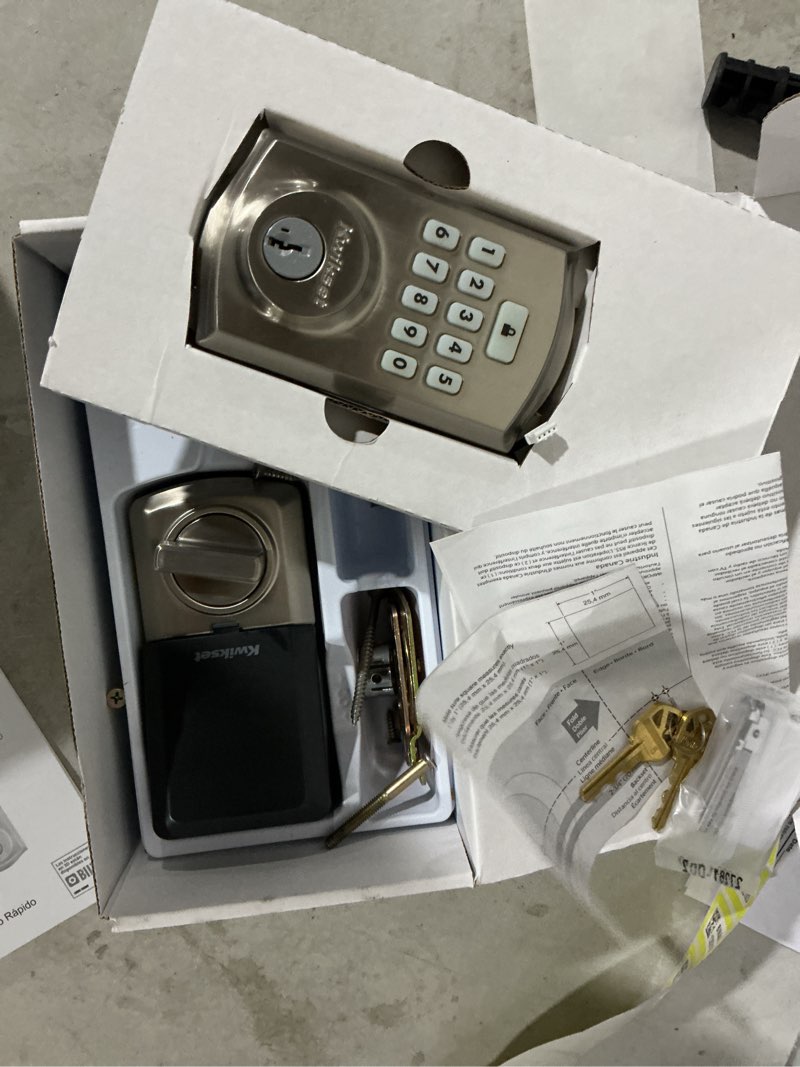 Condition photo showing Good Condition for kwikset smartcode satin nickel metal electronic deadbolt