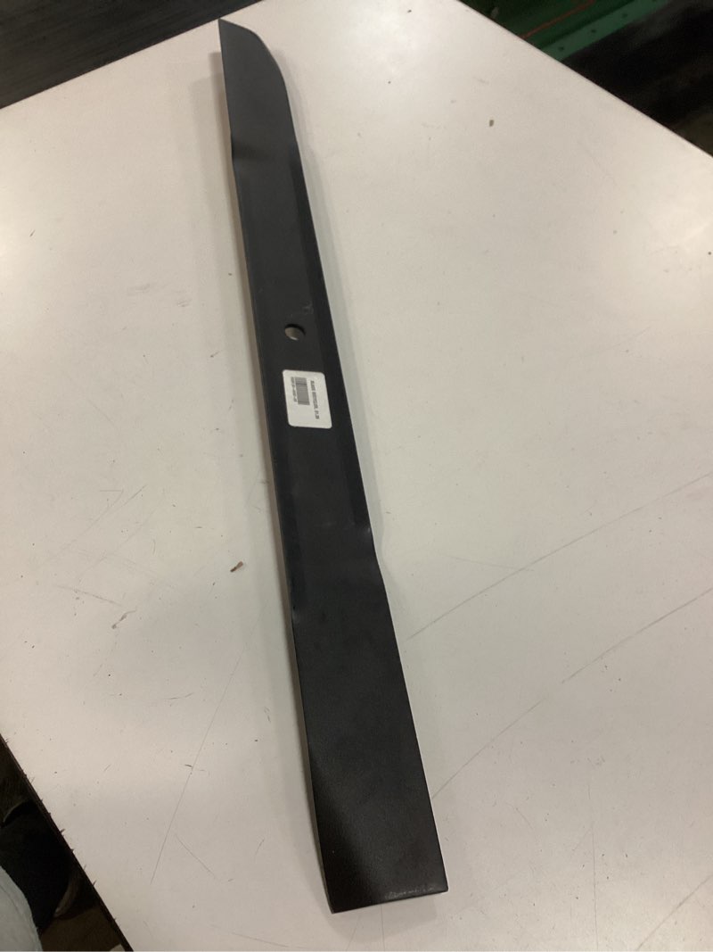 Condition photo showing Good Condition for genuine toro recycler 31.35-inch lawn mower blade (oem part no. 80-4430-03),