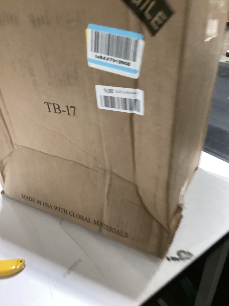 Condition photo showing New/Like New for IRIS USA 19 Qt Stackable Plastic Storage Bins with Lids, 6 Pack - BPA-Free, Made in USA - Discreet O