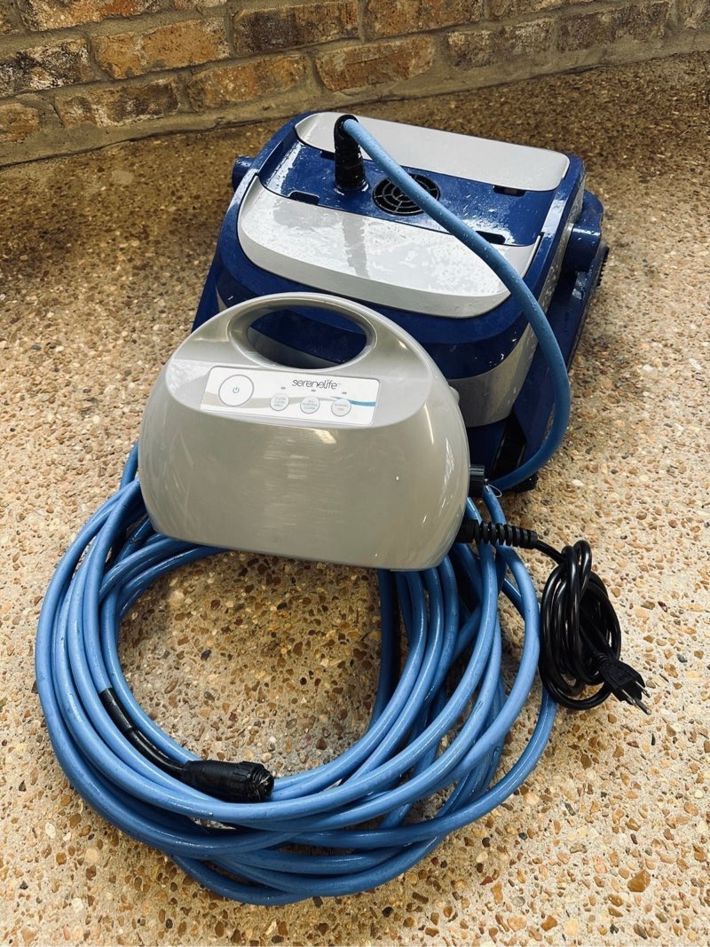 SereneLife Automatic Pool Vacuum 