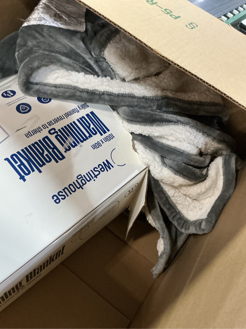 Condition photo showing Good Condition for westinghouse heated blanket king size, soft flannel to sherpa electric blanket with 10 heating levels, 12 hours auto off, fast heating, machine washable, 100 * 90, light grey light grey king size 100*90"